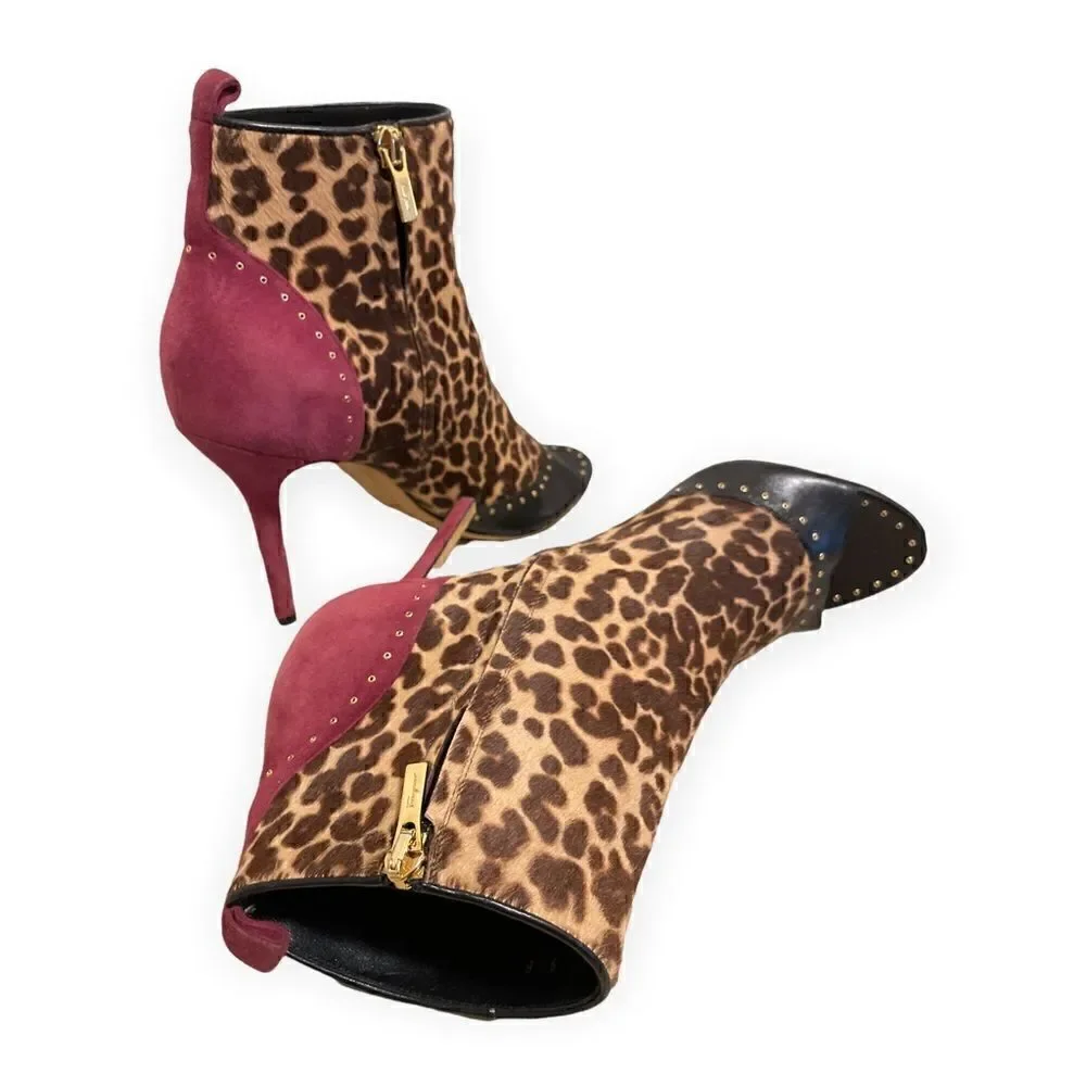 SALVATORE FERRAGAMO Calf Hair Animal Print Ankle Booties |Size: 9|